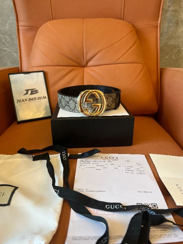 Gucci GG Supreme belt with gold double G buckle