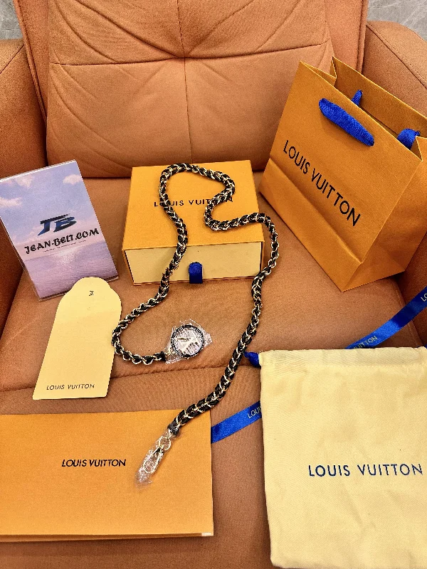 Louis Vuitton chain leather belt