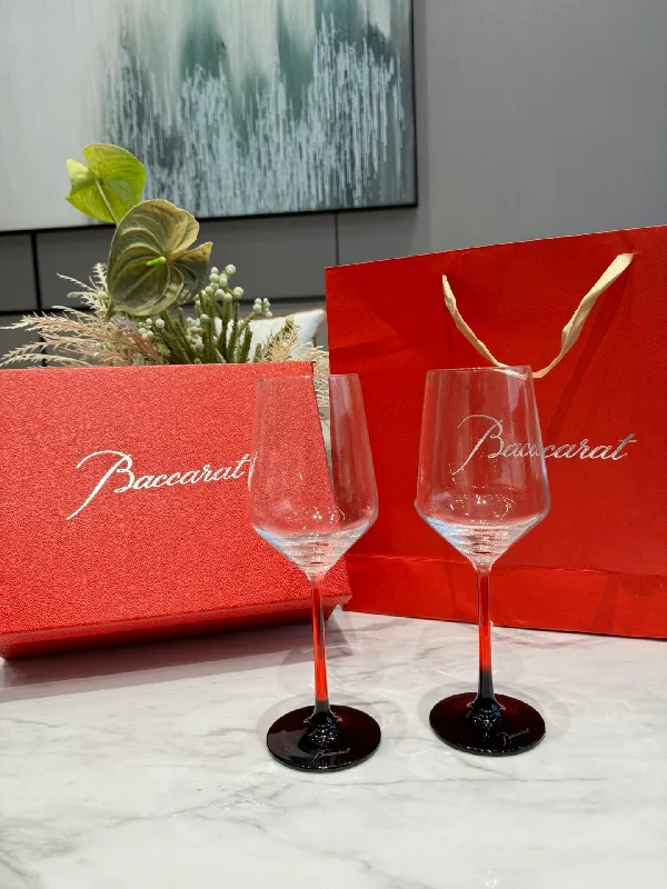 Baccarat Crystal Wine Glass Set (2-Piece Gift Box)