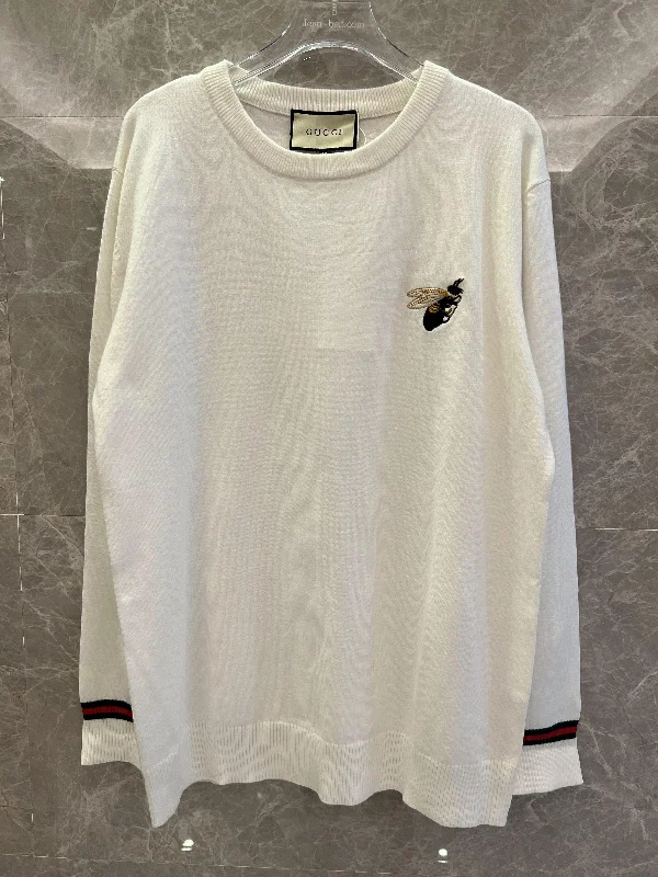 Gucci cream white sweater with embroidered bee detail